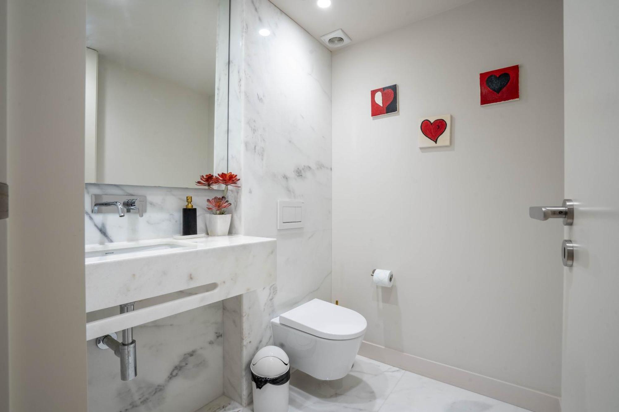 Primrose 1Br Delight W Parking By Lovelystay Porto Exterior foto