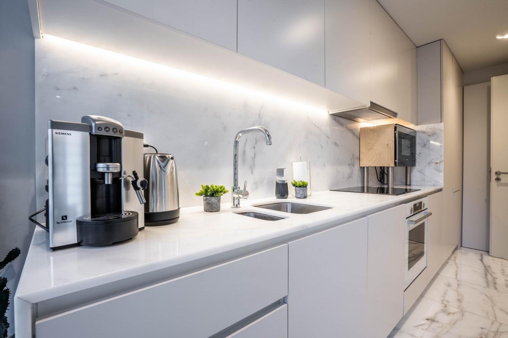 Primrose 1Br Delight W Parking By Lovelystay Porto Exterior foto