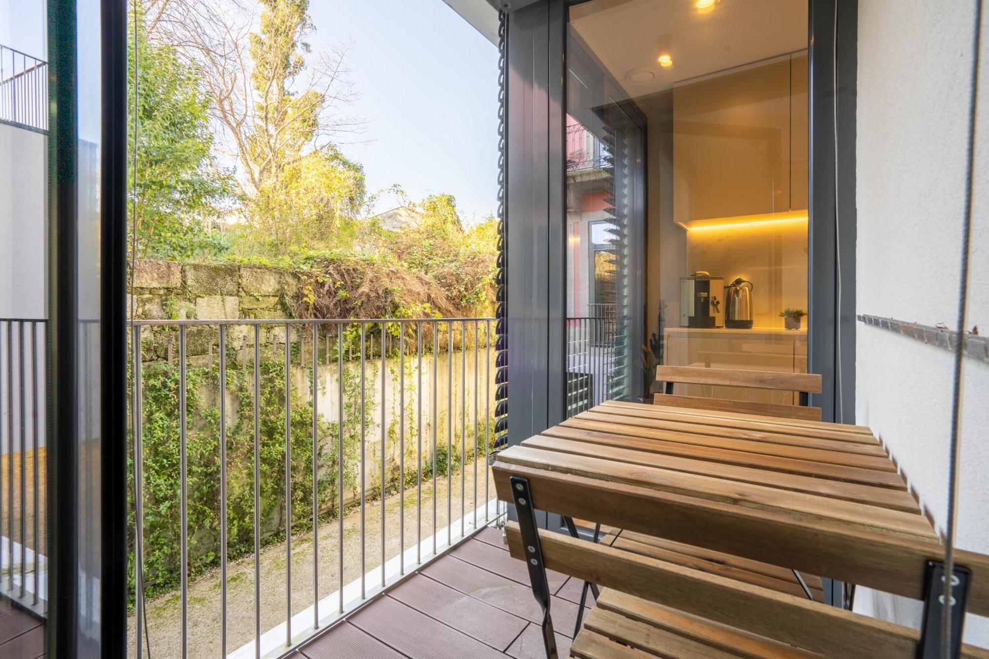 Primrose 1Br Delight W Parking By Lovelystay Porto Exterior foto